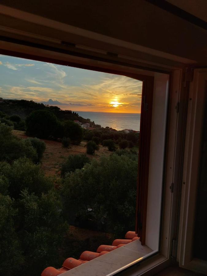 B&B La Marinella 팔리누로 외부 사진
