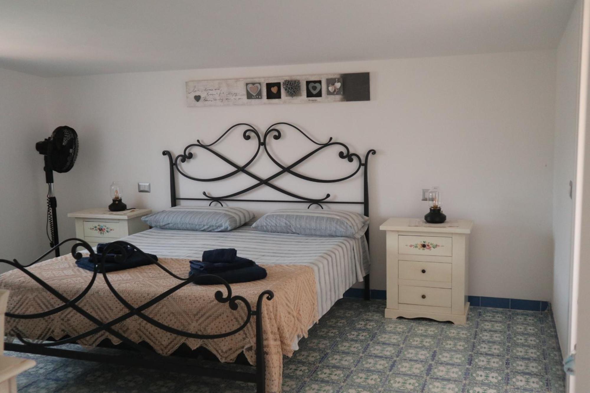 B&B La Marinella 팔리누로 외부 사진